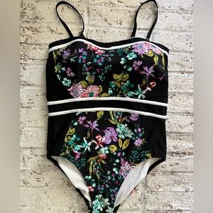 Lands End NWOT Floral Striped Black One Piece Women’s Size 14